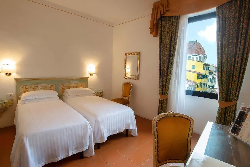 Double or Twin STANDARD Room, Machiavelli Palace, Florence
