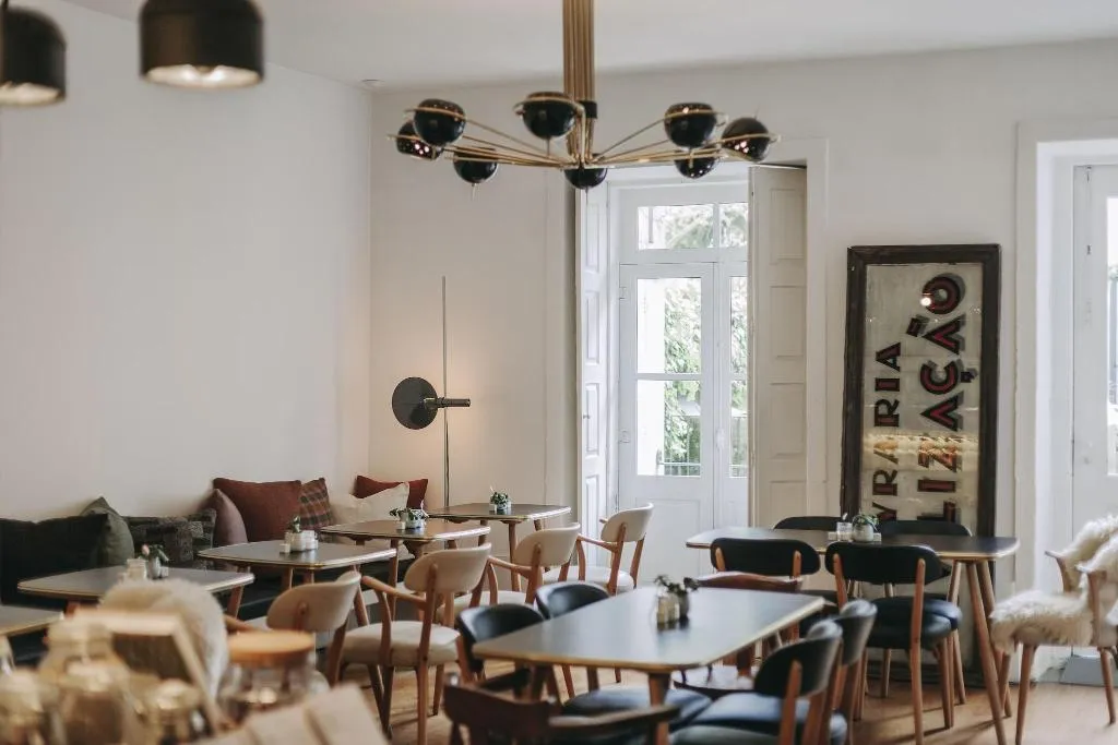 Restaurant, Rosa Et Al Townhouse, Porto
