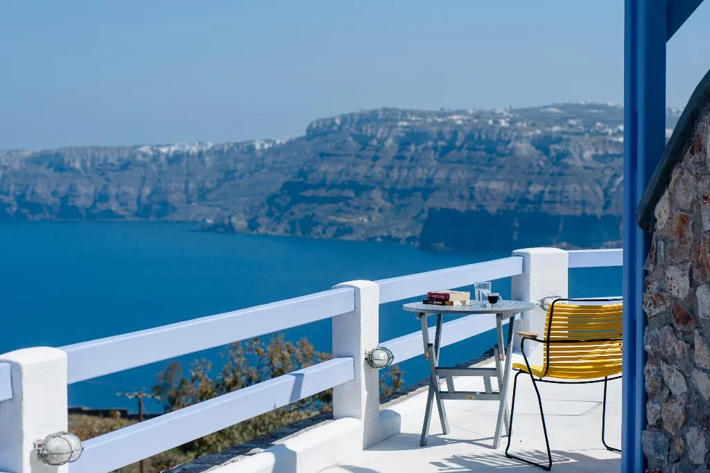 FAMILY ROOM PREMIUM Room, Earino Suites and Villas, Santorini