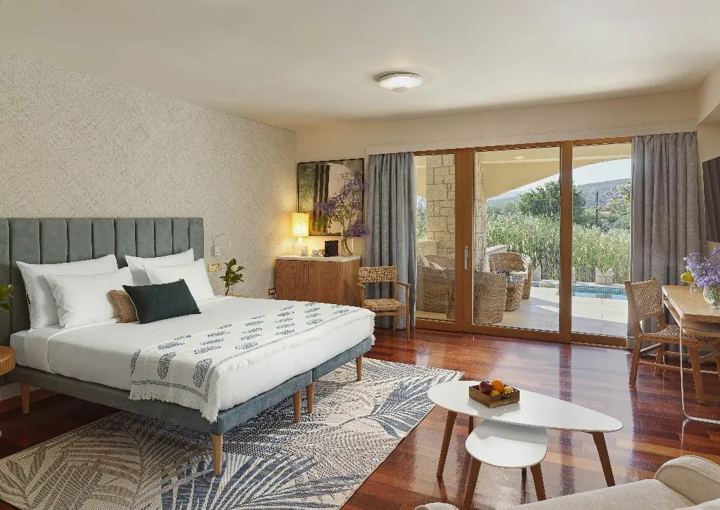 SUITE EXECUTIVE Room, Seafos Luxury Resort & Spa, Kalamata