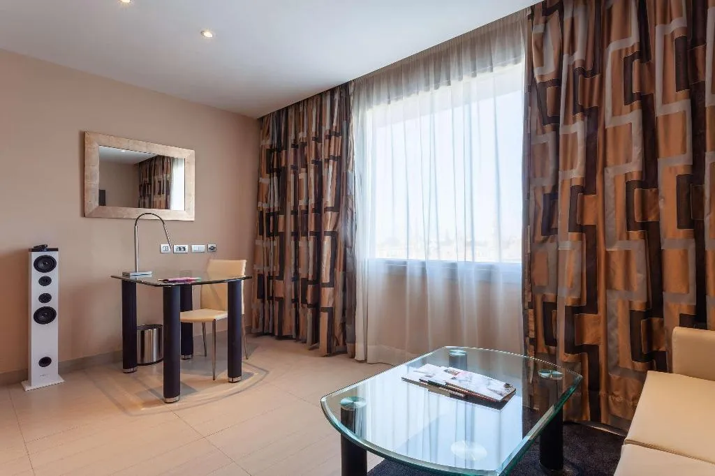Room, The Level At Meliá Sevilla, Seville