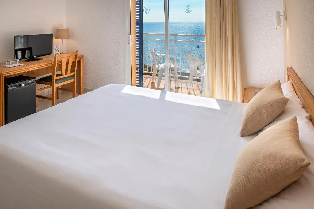 Double or Twin SUPERIOR OCEAN VIEW Room, Sorrabona, Costa Brava