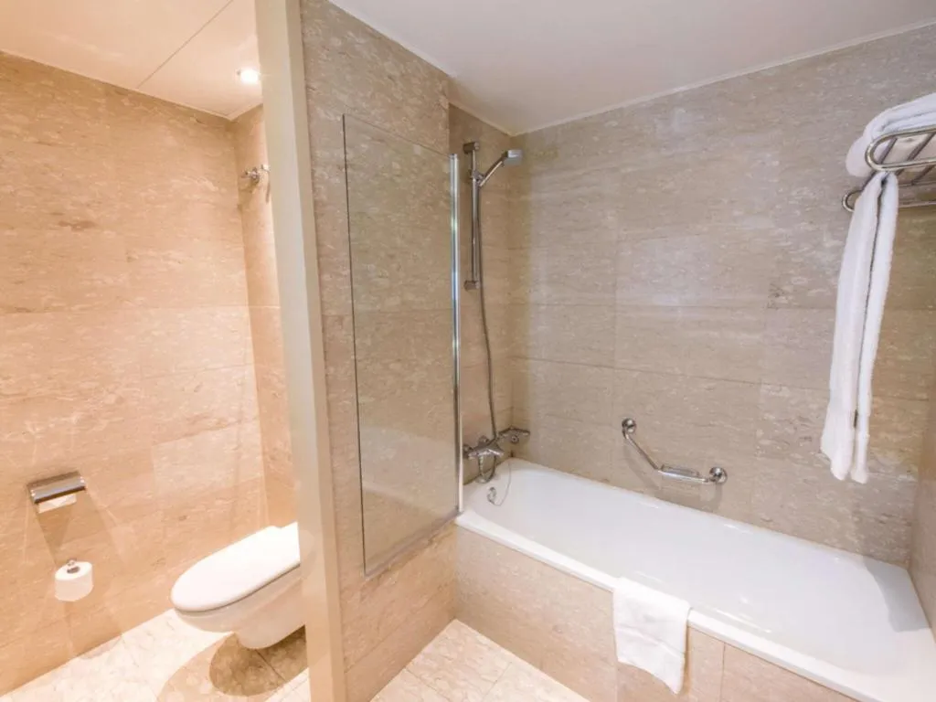 Room, Hilton Diagonal Mar Barcelona, Barcelona