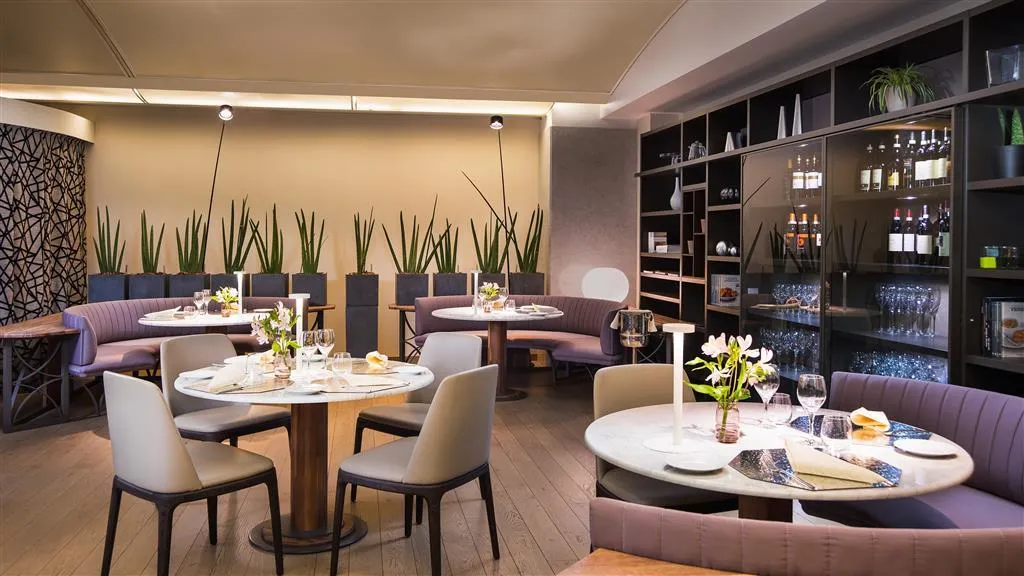 Restaurant, Sheraton Lake Como, Milan