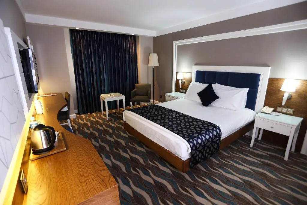 Room, Sivas Buyuk, Antalya