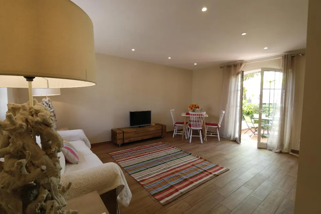 APARTMENT ONE BEDROOM Room, Apartamentos The Old Village by Village 4u, Algarve