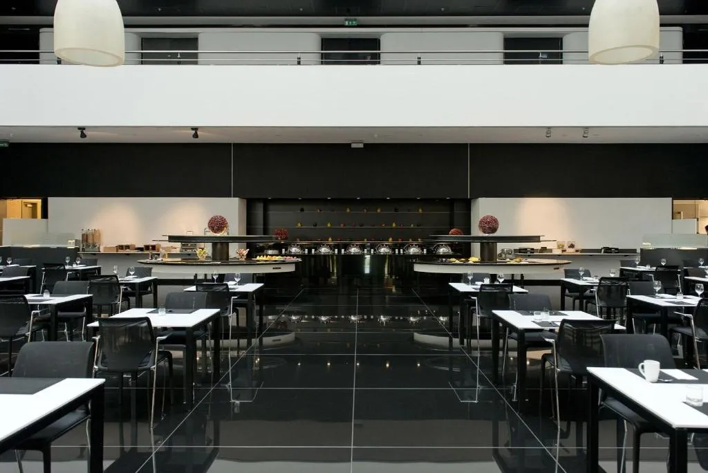 Lobby, Hilton Madrid Airport, Madrid