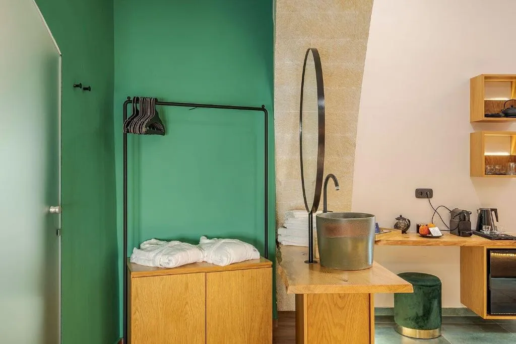 Room, Madonna Del Mare, Crete