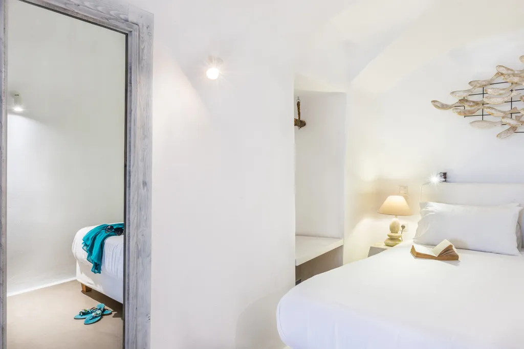 Double or Twin SUPERIOR SEA VIEW Room, On The Rocks Hotel, Santorini