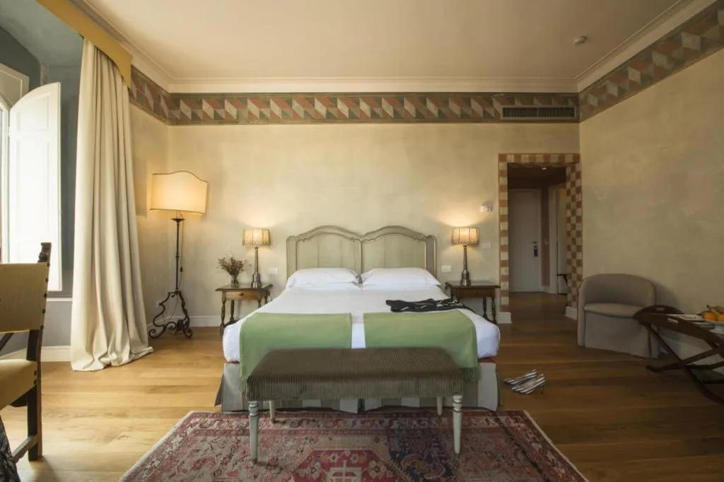 Room, Antica Torre di via de Tornabuoni 1, Florence