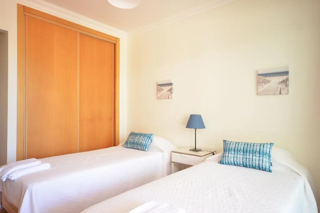 APARTMENT CAPACITY 4 Room, Millennium Golf Residences, Algarve