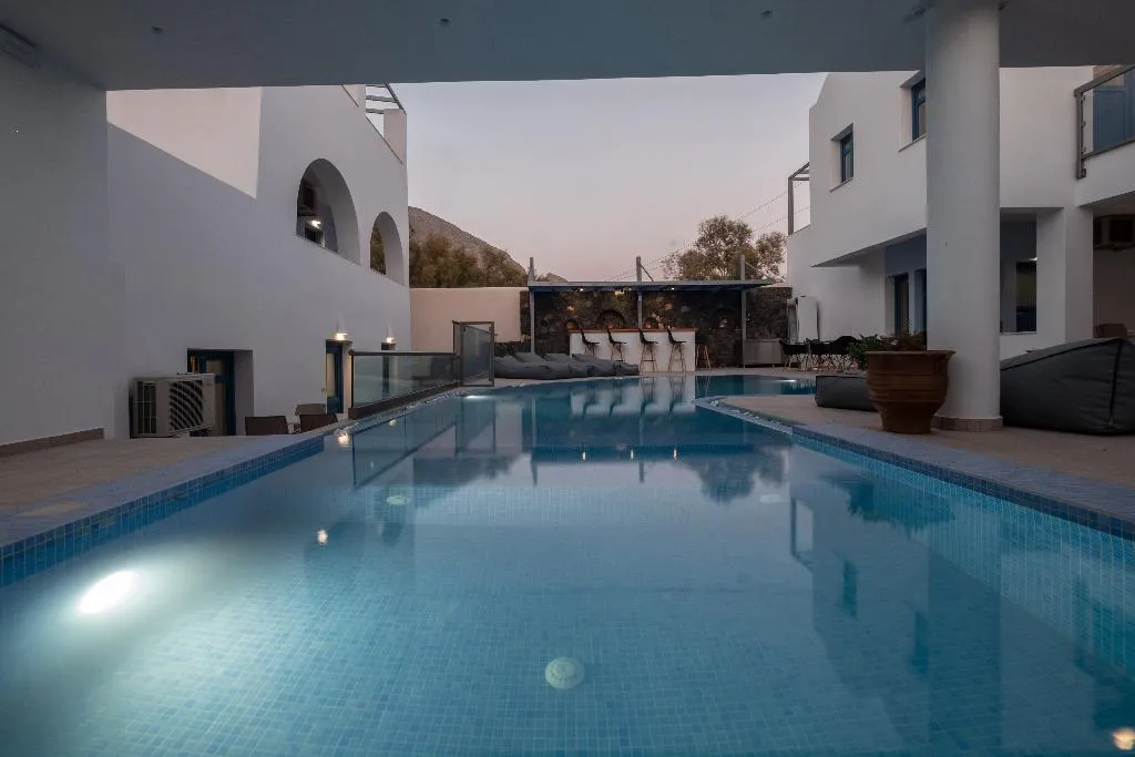 Pool, Tristhenia Hotel, Santorini