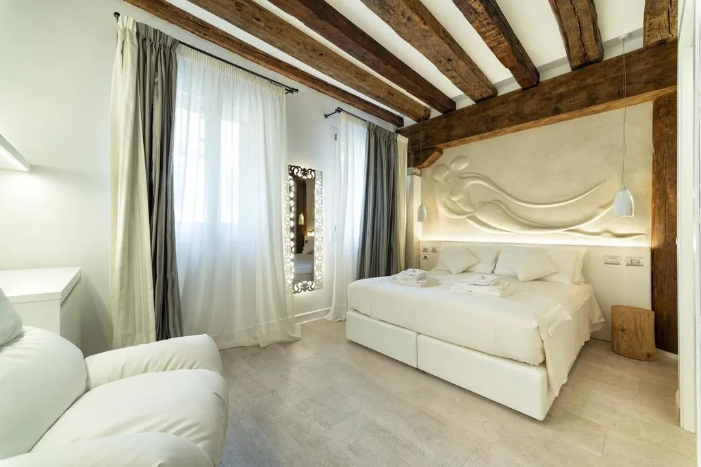 Double or Twin STANDARD Room, Ca' de la Fonte, Venice