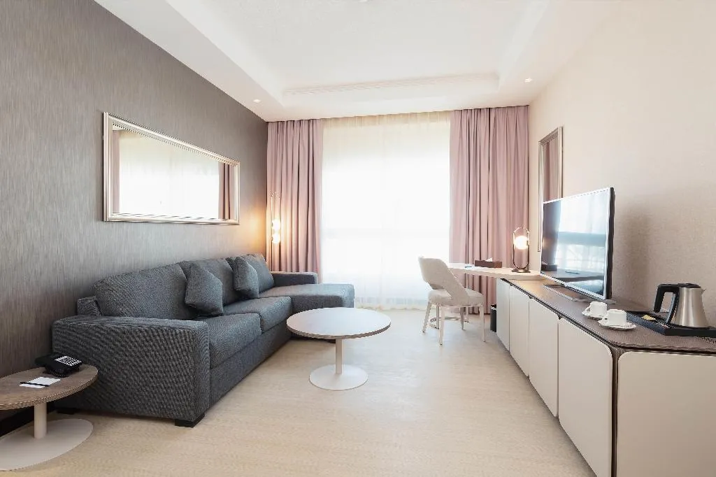 SUITE PREMIUM Room, Barceló Al Jaddaf, Dubai, Dubai