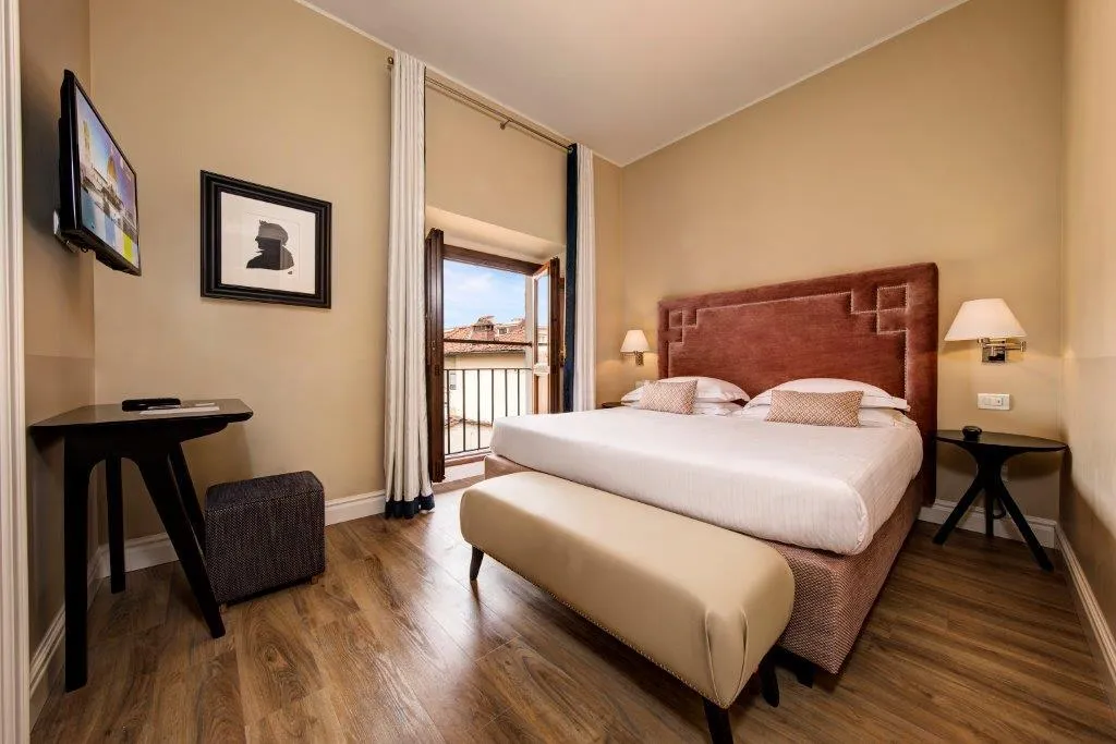 SUITE STANDARD Room, Grand Hotel Cavour, Florence