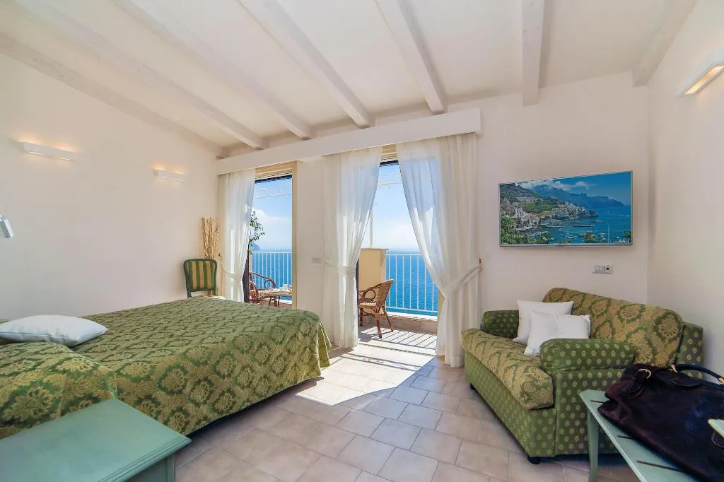 Room, Al Pesce d'Oro, Naples