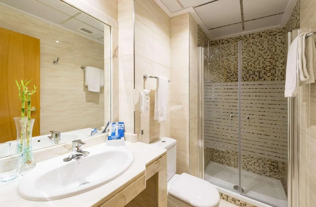 SINGLE STANDARD Room, Hotel Elche Centro Affiliated by Melia, Costa Blanca