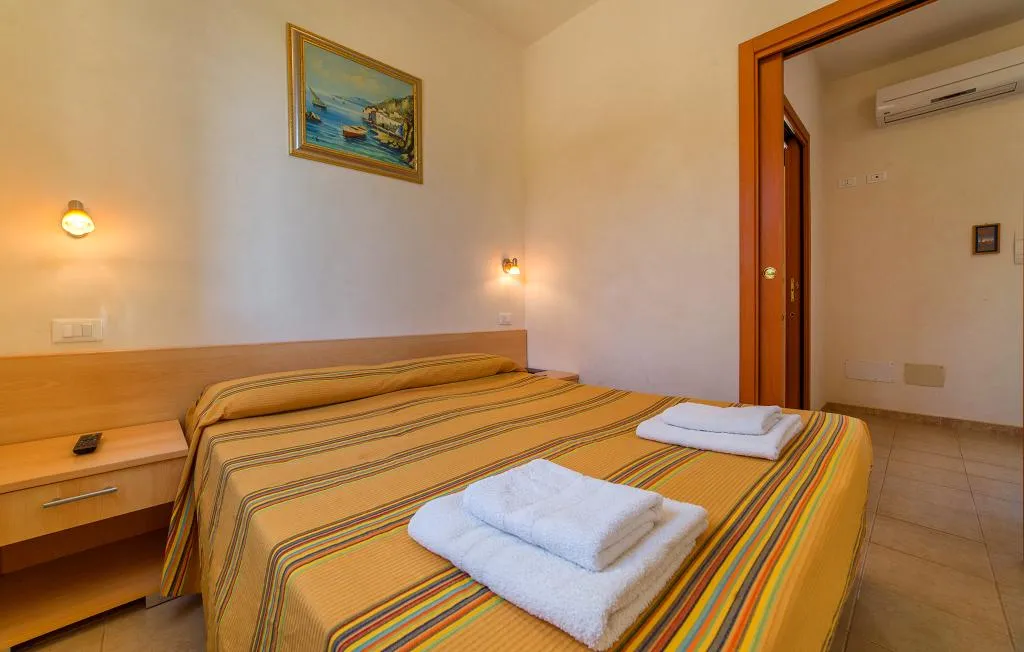 APARTMENT STANDARD Room, Lilybeo Village, Palermo