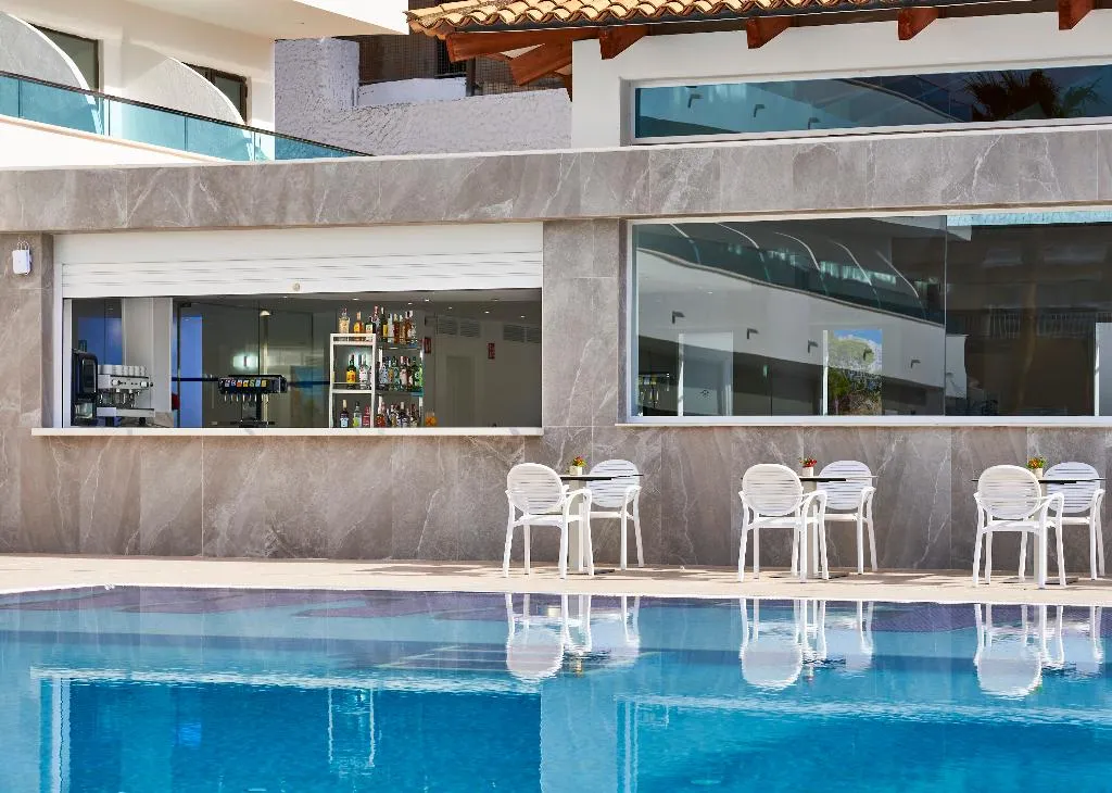 Pool, Globales Torrenova Adults Only +16, Majorca