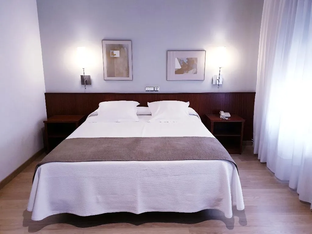 Double or Twin SUPERIOR Room, Peninsular, Costa Brava