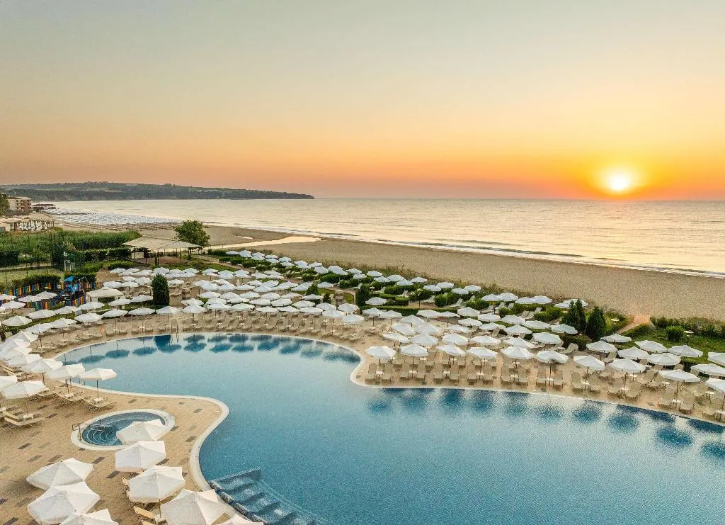Pool, Alua Helios Bay, Bourgas