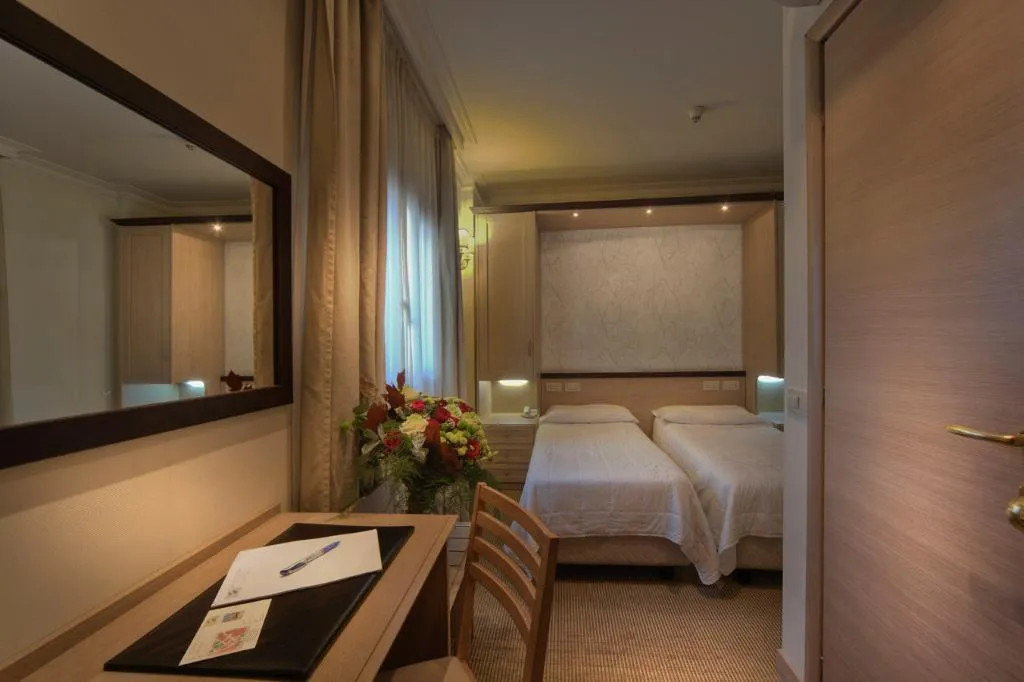 SINGLE STANDARD Room, Galileo, Rome
