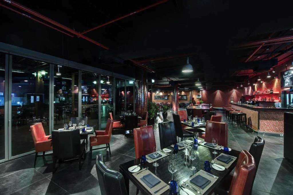 Restaurant, Dukes The Palm Dubai Hotel, Dubai