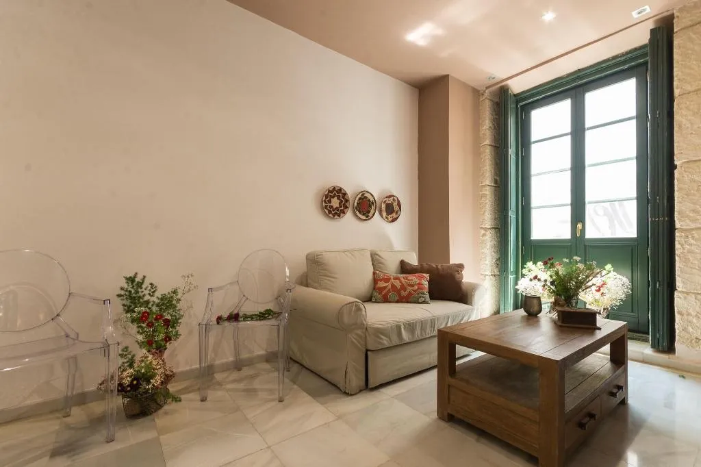 Room, Luces De Catedral, Costa Blanca