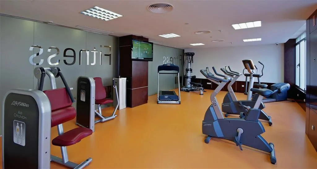 Sports and Entertainment, Hotel Madrid Centro Affiliated by Meliá, Madrid