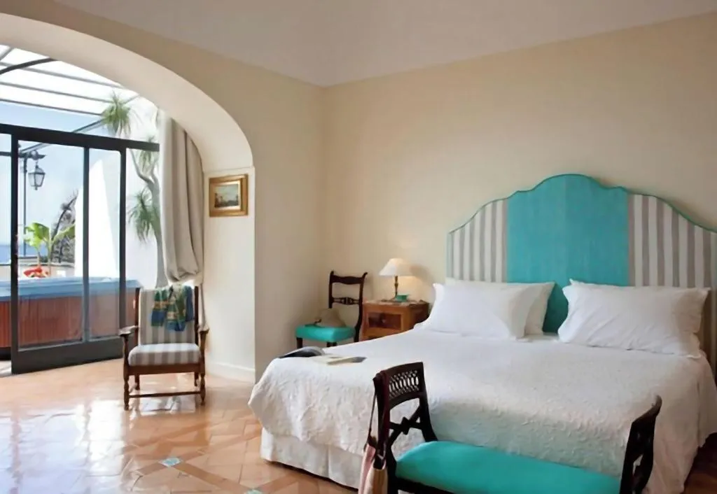 TWIN DELUXE SEA VIEW WITH BALCONY Room, Punta Regina, Naples