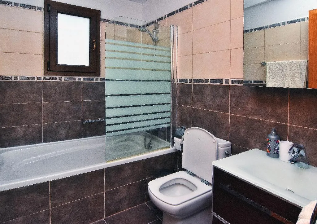 VILLA THREE BEDROOMS Room, Villa Agios Ilias, Cyprus