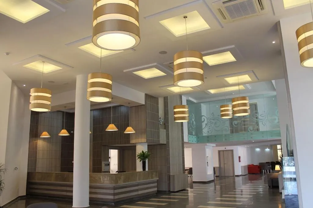 Lobby, Lac Leman, Tunisia