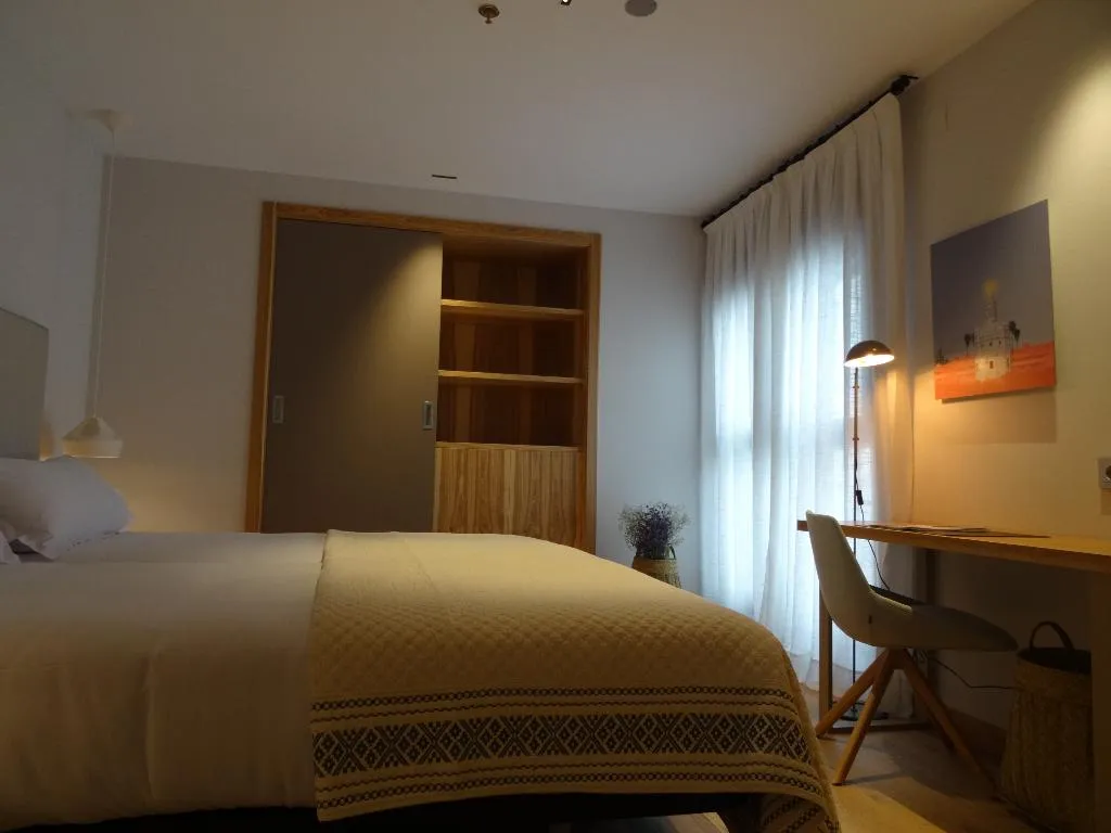 DOUBLE SINGLE USE STANDARD Room, Zenit Sevilla, Seville