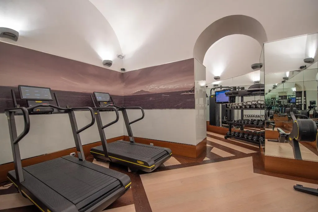 Sports and Entertainment, Grand Hotel Excelsior Vittoria Spa, Naples