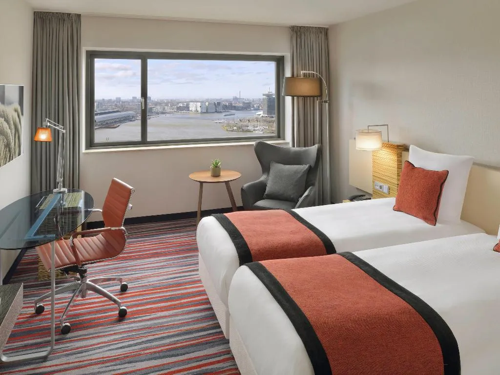 FAMILY ROOM CONNECTING ROOM Room, Movenpick Hotel Amsterdam City Centre, Amsterdam