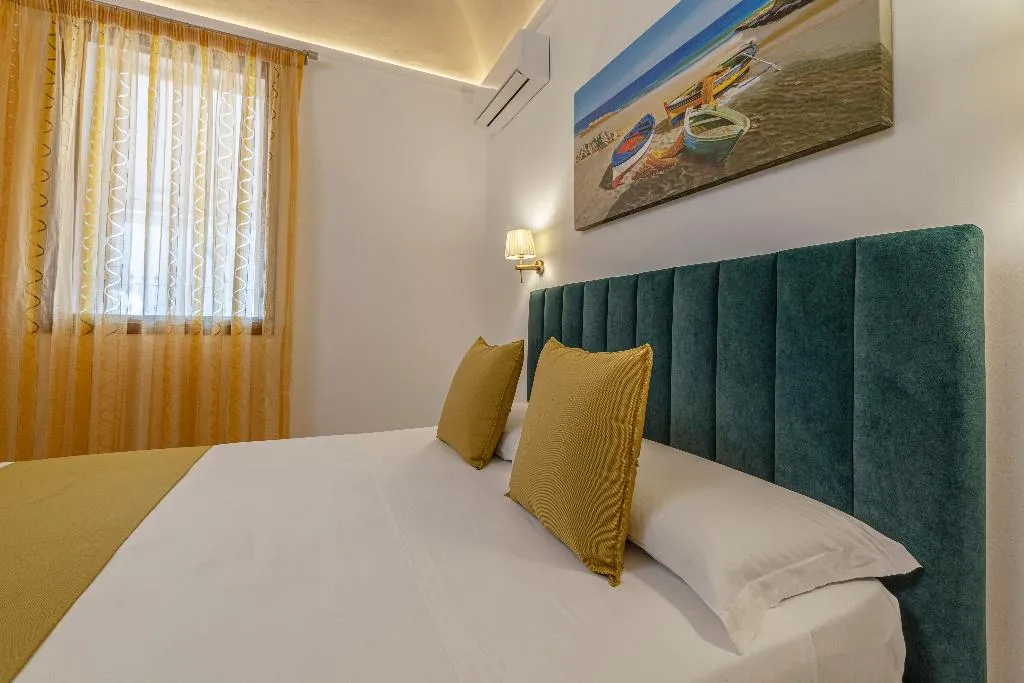 FAMILY ROOM TWO BEDS Room, Case Vacanza Loria, Palermo