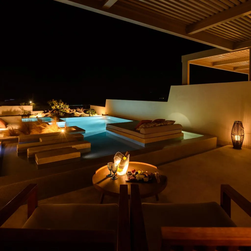 SUITE COMFORT Room, Potnia Theron Suites, Santorini