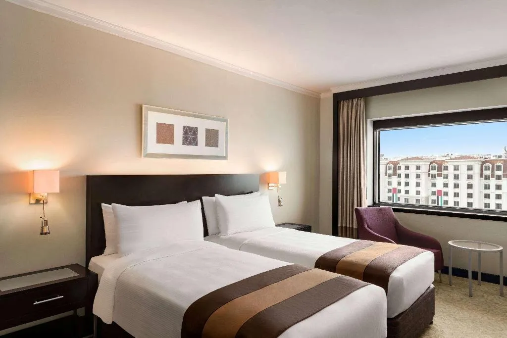 TWIN DELUXE Room, Ramada Plaza by Wyndham Dubai Deira, Dubai
