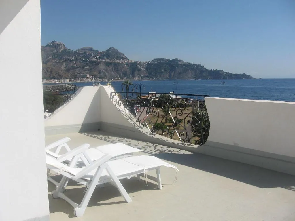 Room, Orpheus, Taormina