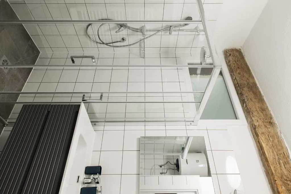 APARTMENT CAPACITY 4 ONE BEDROOM Room, Stresa Complex Levoasi, Milan