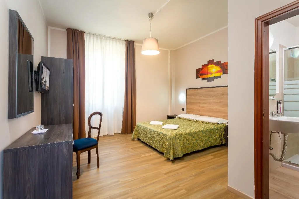 DOUBLE SUPERIOR Room, Basilea, Florence
