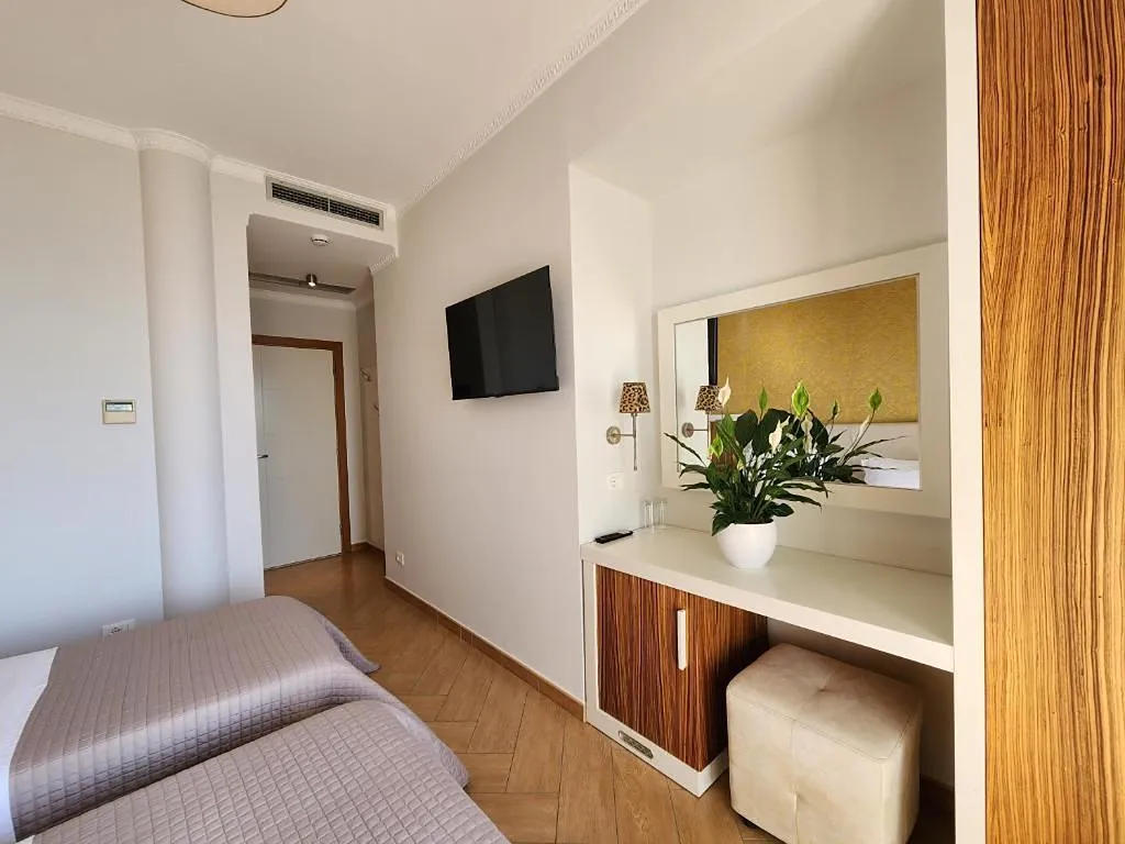 TWIN STANDARD Room, Hotel Gold, Kavaje