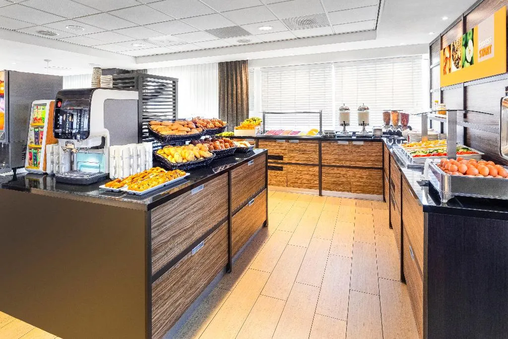Restaurant, Holiday Inn Express Amsterdam-Sloterdijk Station, Amsterdam