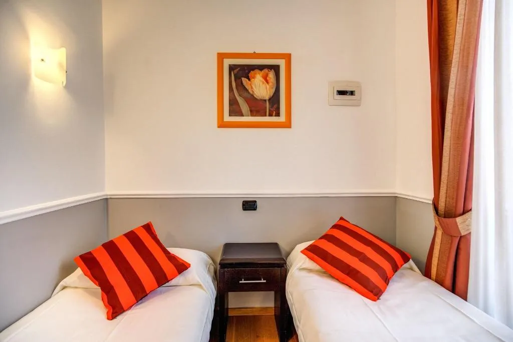 Sports and Entertainment, Everest Inn Rome, Rome