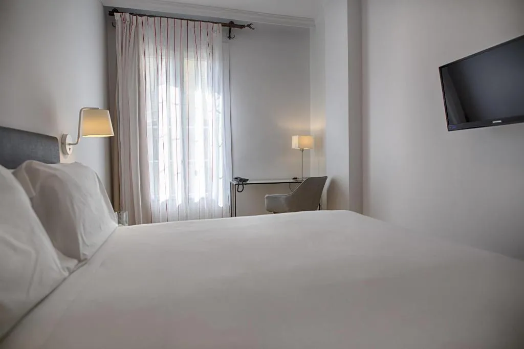 TWIN CLASSIC Room, Sercotel Tribuna Malaga, Costa Del Sol