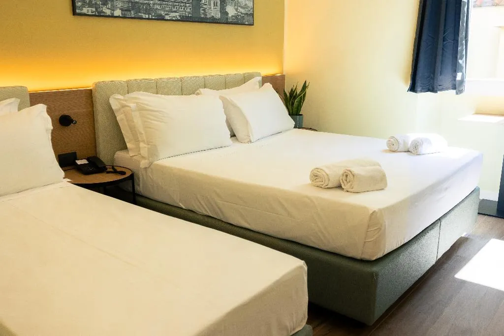 TRIPLE CLASSIC Room, JR Hotels Hermes Firenze, Florence