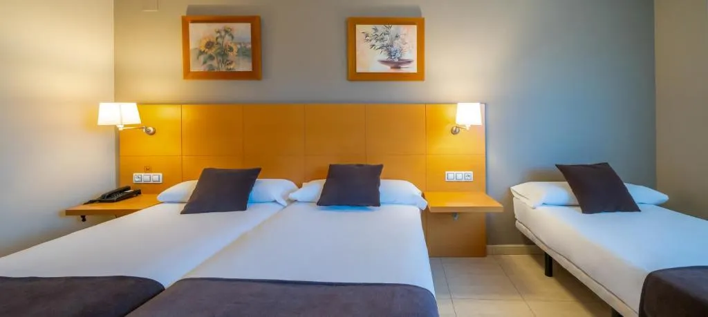 Double or Twin STANDARD Room, La City, Costa Blanca