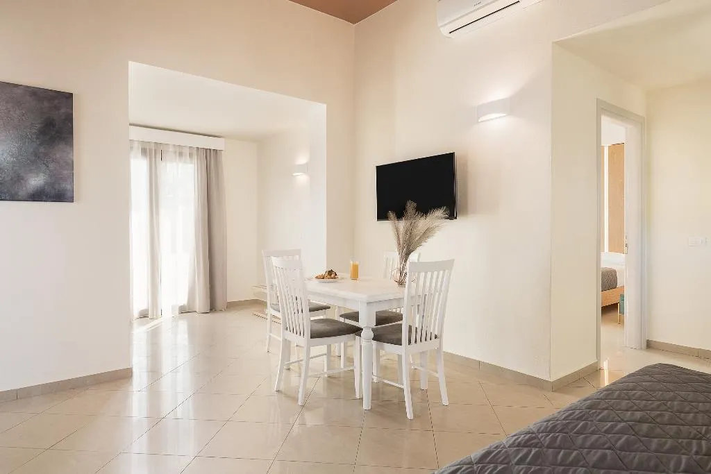 APARTMENT DELUXE Room, Elia Platanias, Crete