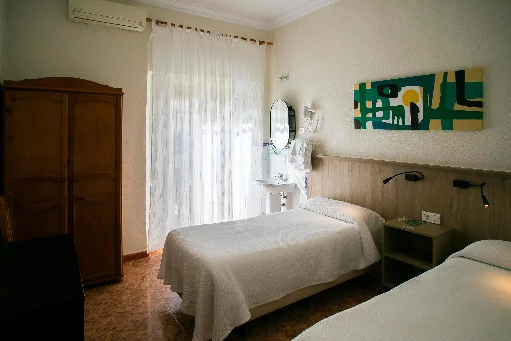 DOUBLE Shared internal bathroom Room, Pensión dulces sueños, Seville