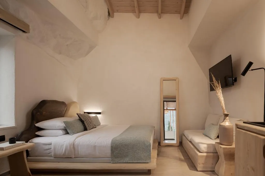 DOUBLE WITH TERRACE Room, Manili Boutique Suites & Villas, Crete
